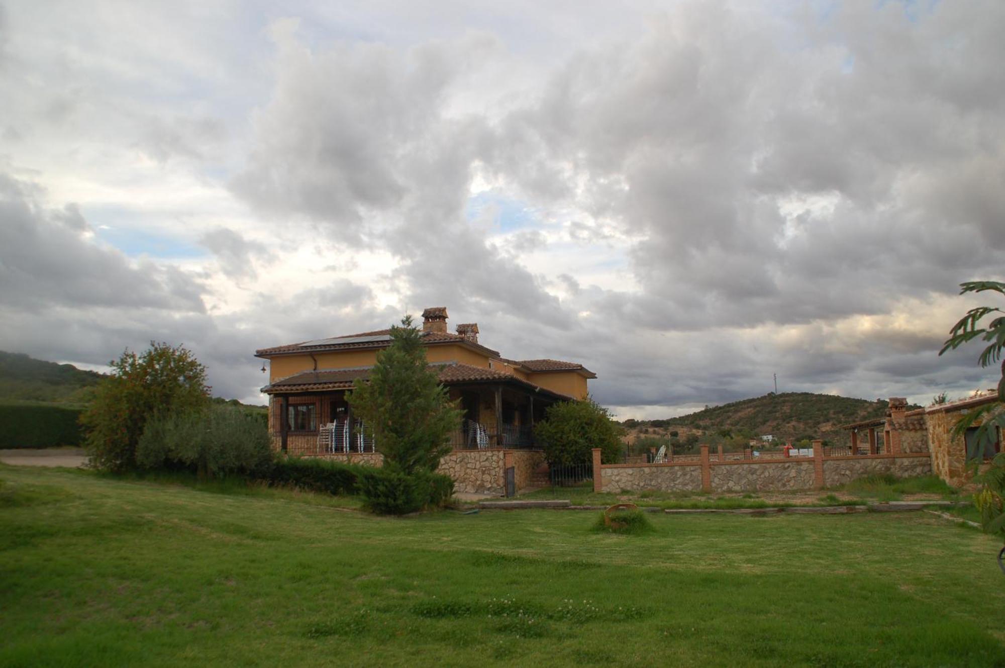 Casa Rural Dalia Sierra de Fuentes Exterior photo